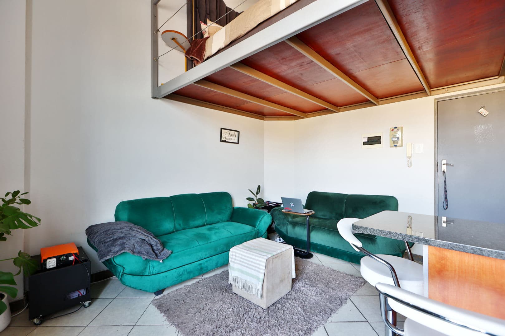 Compact Loft - Image 1